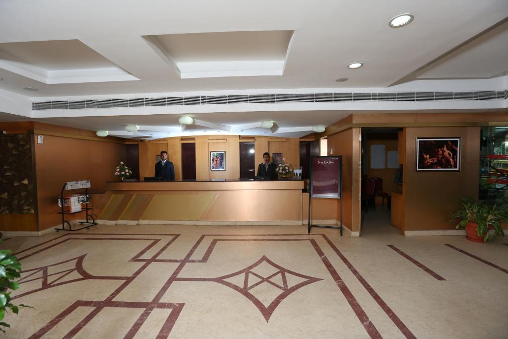 帕托姆皇家酒店 特里凡得琅 外观 照片